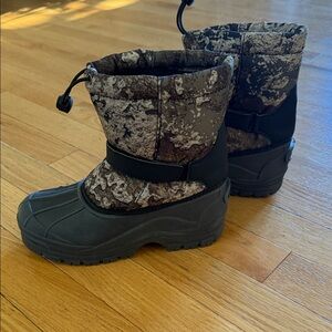 RedHead Boots -Thinsulate Size -True Timber Camo Youth
